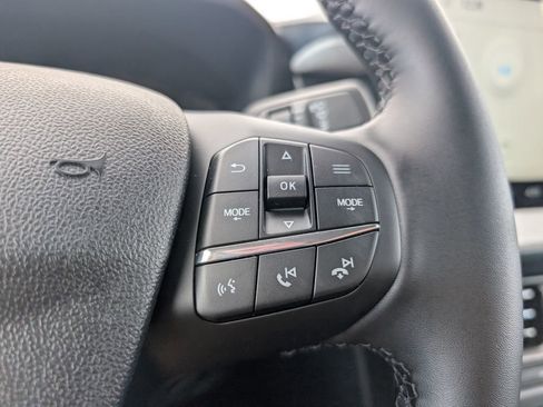 New 2026 Ford Maverick XLT w/ XLT Luxury Package FWD image 11
