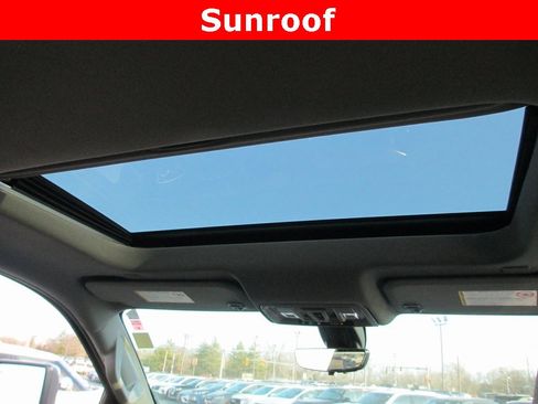 Used 2022 GMC Sierra 2500 Denali w/ Denali Ultimate Package image 13