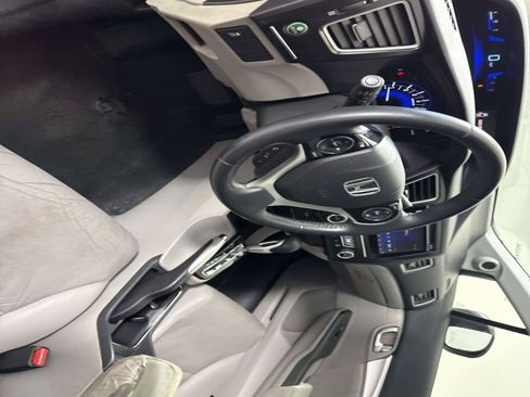 Used 2015 Honda Civic EX-L image 18