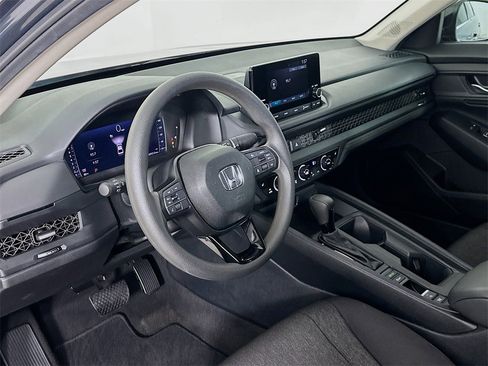 Certified 2025 Honda Accord SE image 12