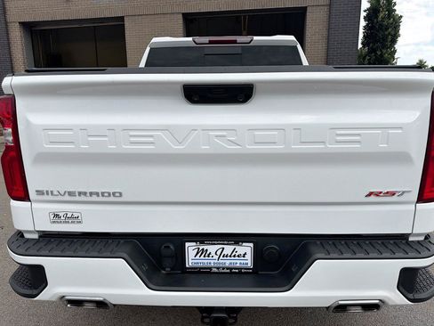 Used 2023 Chevrolet Silverado 1500 RST w/ Convenience Package II AWD/4WD image 12