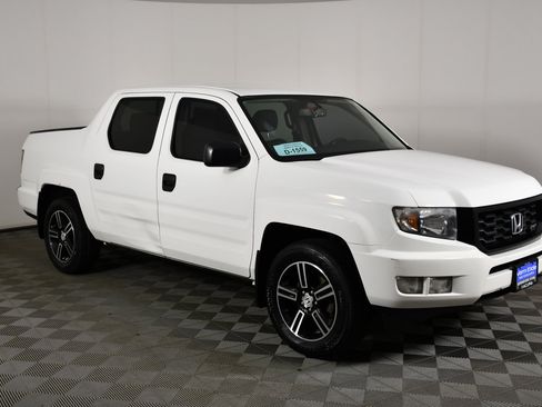 Used 2014 Honda Ridgeline Sport image 4