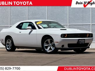 Used 2018 Dodge Challenger SXT RWD 360° Tour