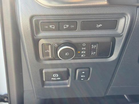 Used 2024 Ford F150 Lariat w/ Equipment Group 502A High AWD/4WD image 19