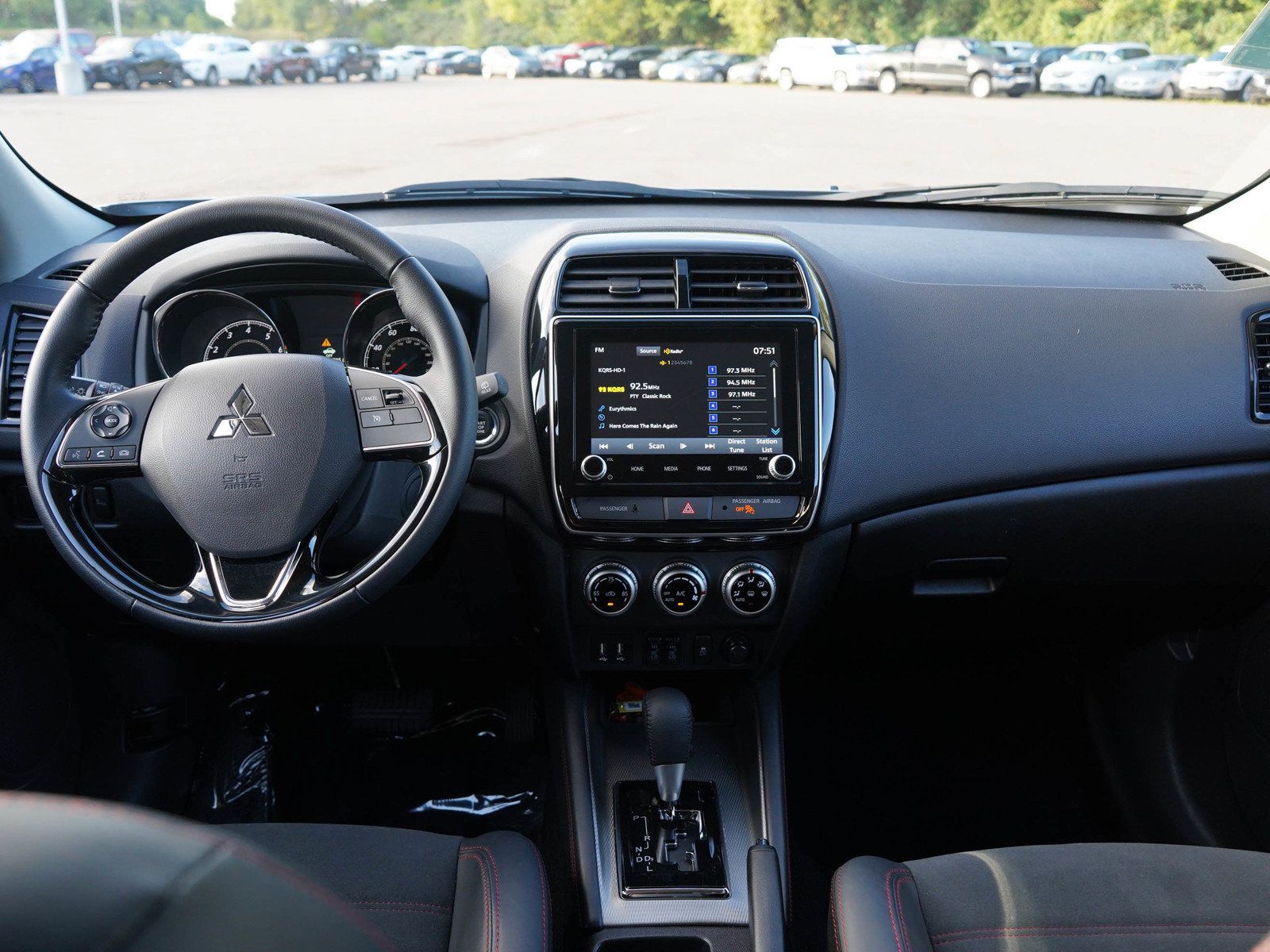Used 2026 Mitsubishi Outlander Sport SE AWD/4WD image 15