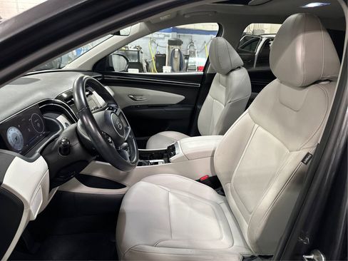 Used 2023 Hyundai Tucson SEL w/ Convenience Package image 9