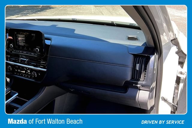 Used 2024 Nissan Pathfinder SV AWD/4WD image 22