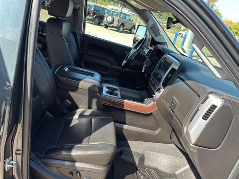 Used 2019 GMC Sierra 2500 SLT w/ Driver Alert Package image 13