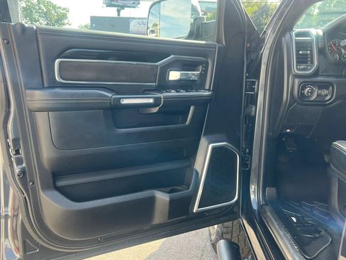 Used 2019 RAM 2500 Laramie AWD/4WD image 11