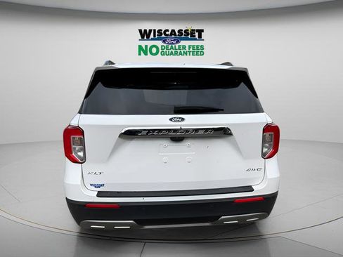 Certified 2022 Ford Explorer XLT w/ Equipment Group 202A AWD/4WD image 26