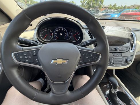 Used 2024 Chevrolet Malibu LT FWD image 7