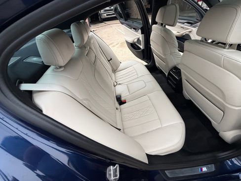 Used 2018 BMW 540i RWD image 16