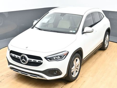 Used 2022 Mercedes-Benz GLA 250 w/ Premium Package Lite image 46