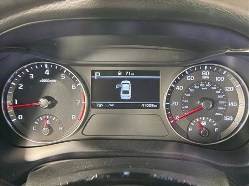 Used 2022 Kia Forte LXS FWD image 26
