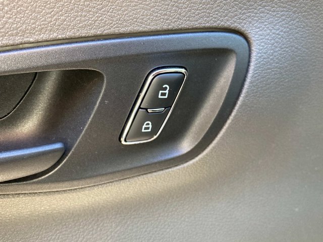 Used 2025 Ford Transit 250 Low Roof w/ Exterior Upgrade Package RWD image 12