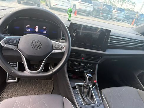 Used 2025 Volkswagen Jetta Sport FWD image 8