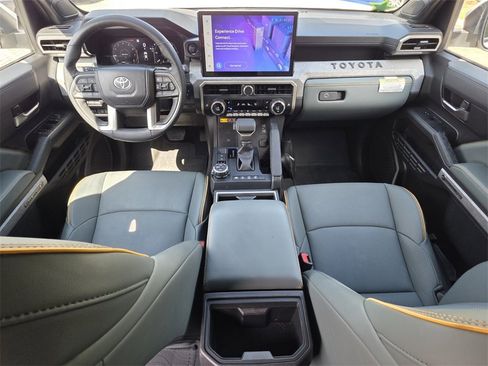 Used 2025 Toyota Tacoma Trailhunter image 4