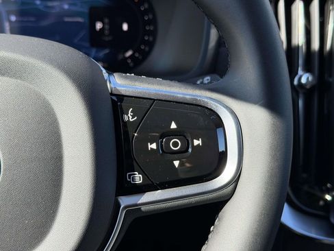 New 2026 Volvo XC90 B6 Ultra w/ Protection Package image 9