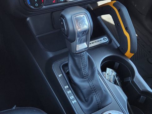 Used 2022 Ford Bronco Badlands image 20