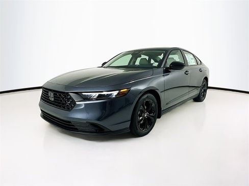 New 2025 Honda Accord SE image 1