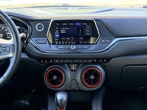 Certified 2022 Chevrolet Blazer RS w/ Enhanced Convenience Package image 24