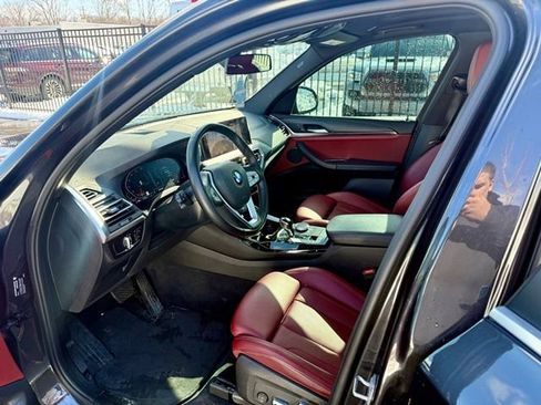 Used 2023 BMW X3 xDrive30i w/ Premium Package image 9