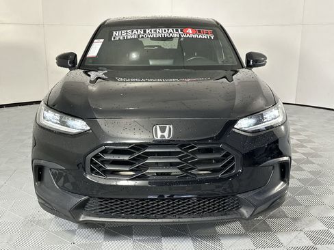 Used 2023 Honda HR-V Sport image 3