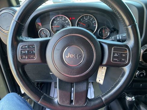 Used 2015 Jeep Wrangler Sport w/ Quick Order Package 23S AWD/4WD image 8