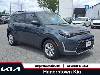 Certified 2025 Kia Soul LX