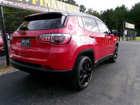 Used 2023 Jeep Compass Latitude w/ Sun and Sound Group image 9