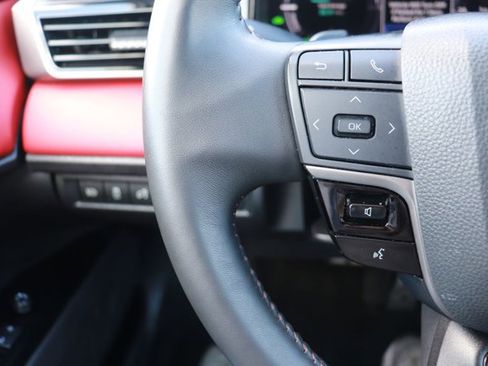 Used 2025 Toyota Camry XSE image 21