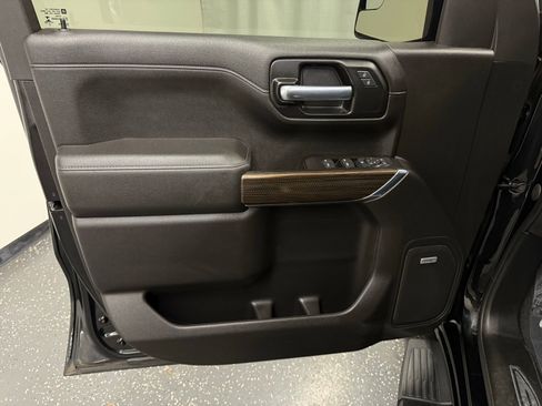 Used 2020 Chevrolet Silverado 1500 RST w/ All-Star Edition image 9