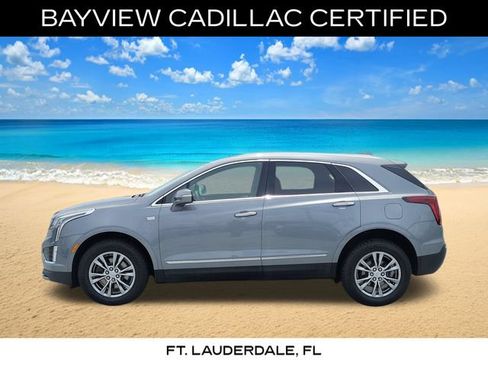 Certified 2022 Cadillac XT5 Premium Luxury AWD/4WD image 2