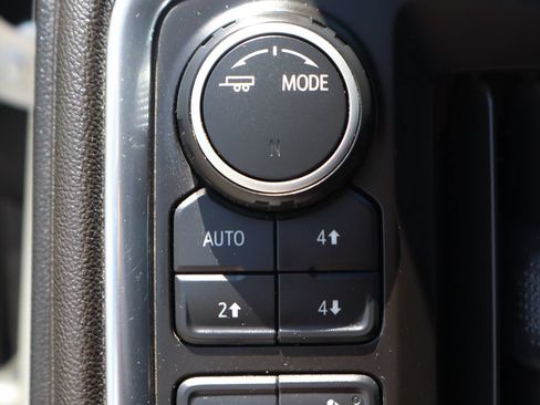 Used 2020 Chevrolet Silverado 3500 LTZ w/ Technology Package AWD/4WD image 25