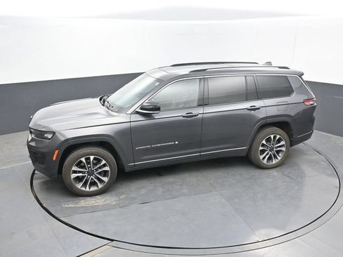 Used 2021 Jeep Grand Cherokee L Overland w/ Luxury Tech Group IV AWD/4WD image 48