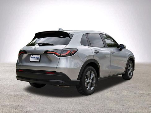 Used 2026 Honda HR-V LX image 9