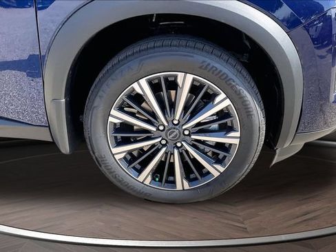 New 2026 Nissan Pathfinder Platinum w/ Accent Package AWD/4WD image 12