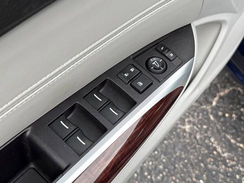 Used 2015 Acura TLX image 11