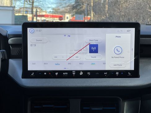 New 2025 Ford Maverick XLT w/ XLT Luxury Package image 18