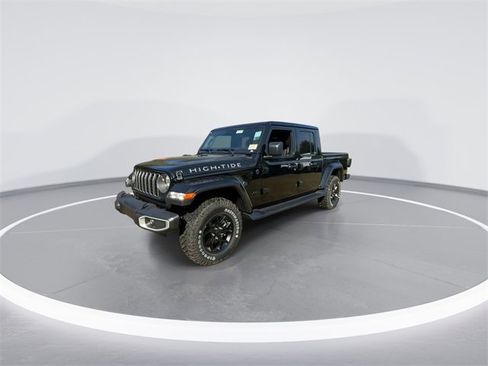 New 2025 Jeep Gladiator Sport image 4