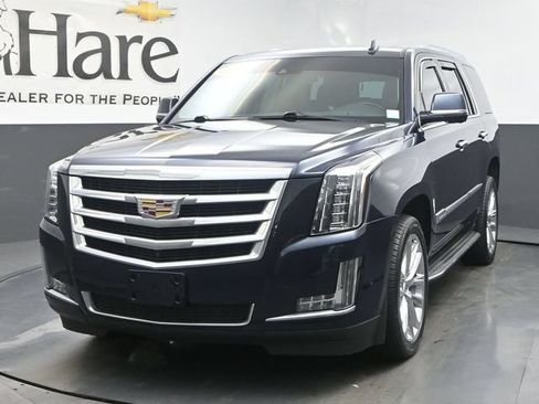 Used 2020 Cadillac Escalade Luxury AWD/4WD image 7