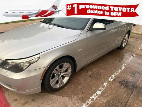 Used 2010 BMW 528i Sedan RWD image 1