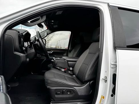 Used 2024 Chevrolet Silverado 2500 LT image 7