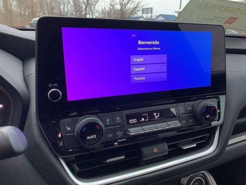 Used 2024 Toyota Grand Highlander XLE image 20