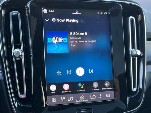 Certified 2023 Volvo C40 P8 Recharge Plus w/ Climate Package image 21