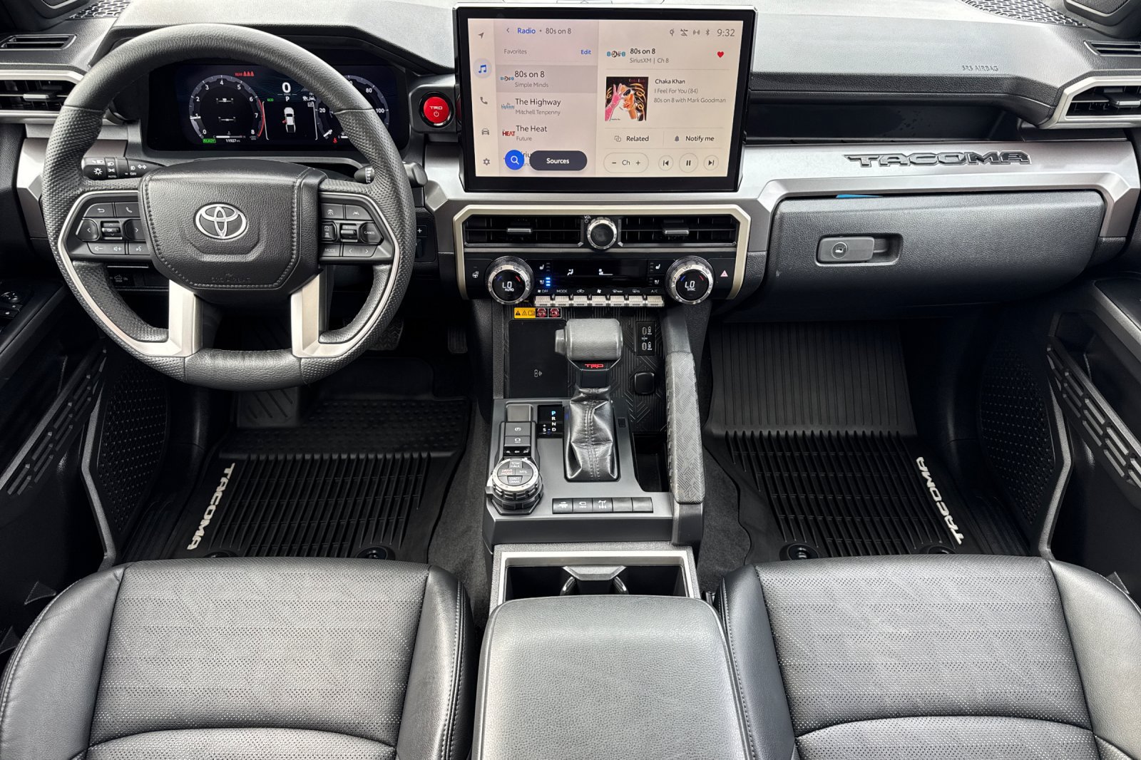 Certified 2025 Toyota Tacoma TRD Off-Road AWD/4WD image 5