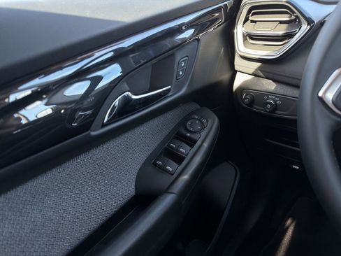 New 2026 Chevrolet TrailBlazer LT w/ LT Cold Weather Package image 12