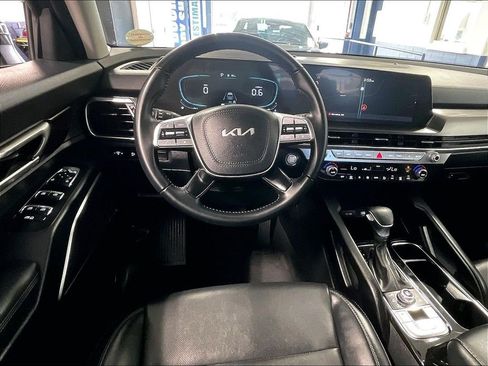 Used 2024 Kia Telluride LX AWD/4WD image 18