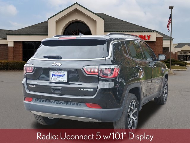 Used 2024 Jeep Compass Limited AWD/4WD image 3