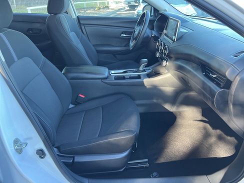 Used 2024 Nissan Sentra SV image 12